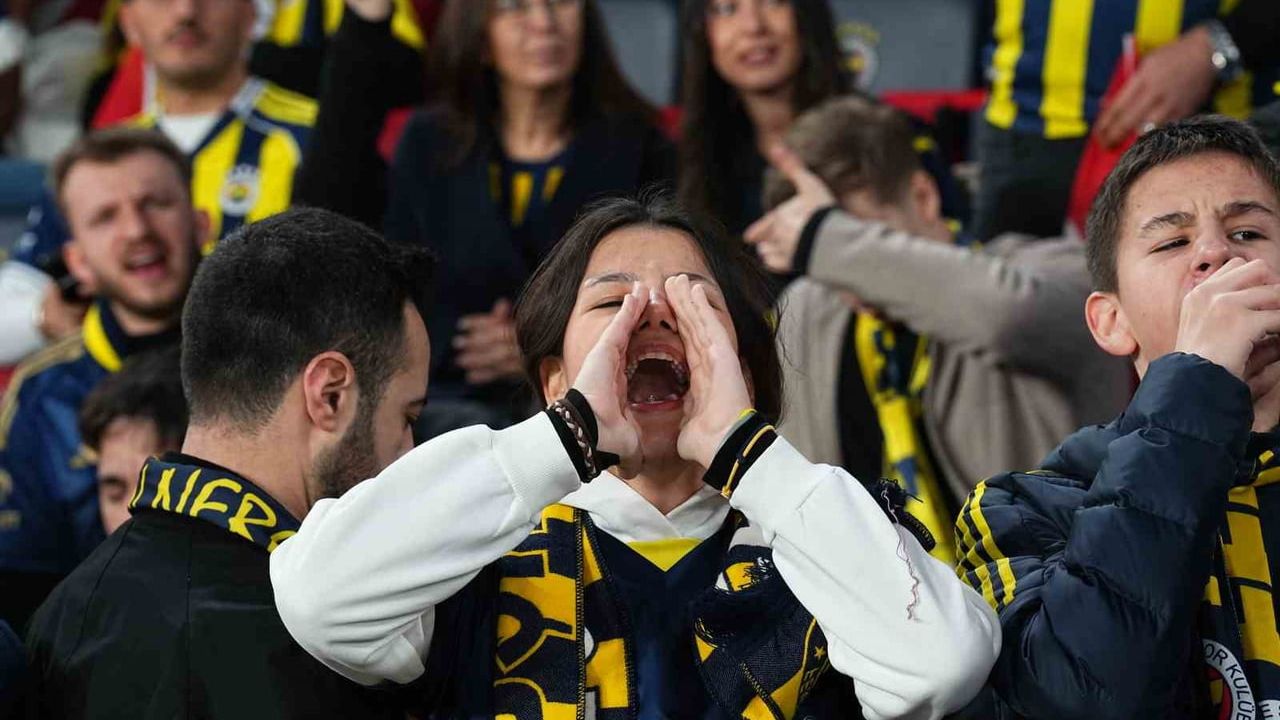 Canlı: Fenerbahçe - Aston Villa 0-0 (UEFA Avrupa Ligi)