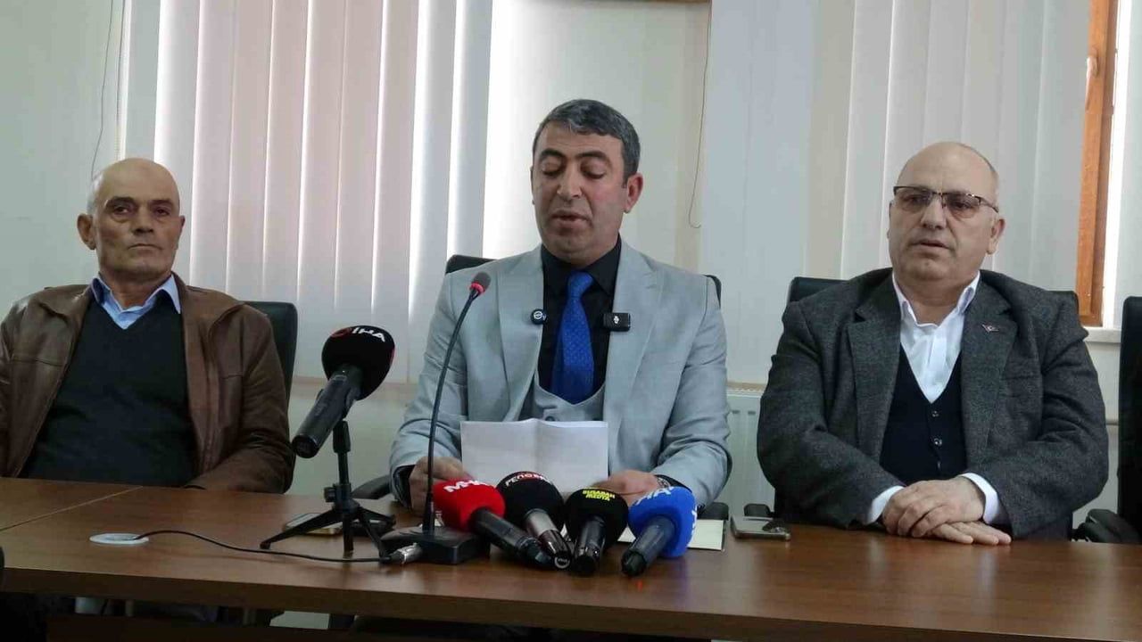 CHP’li Başkan Göçer: "Partimizden İstifa Etmiyoruz, Mücadele Edeceğiz"