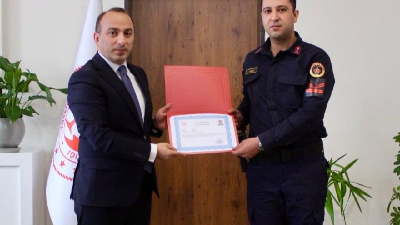 Çine Kaymakamı Ali Erdoğan’dan Jandarma Komutanı ve Personele Başarı Belgesi