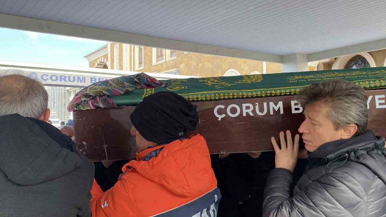Çorum’da cinayet: Eşini öldürüp intihar etti