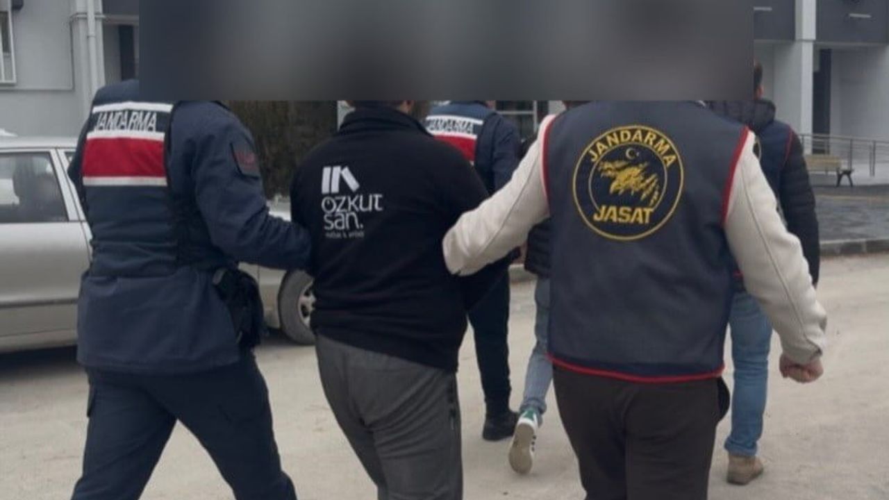 Çorum'da JASAT Operasyonu: Sungurlu’da 10 Evi Soyan 2 Kişi Tutuklandı