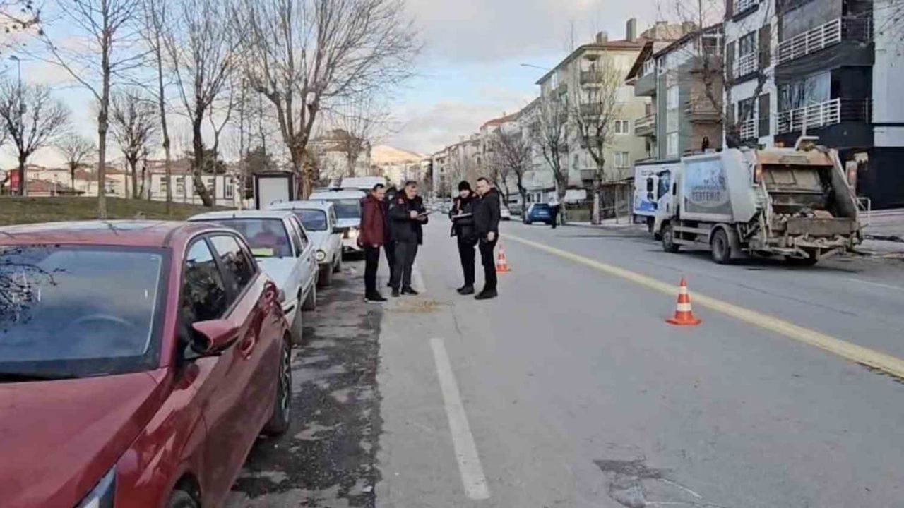 Çorum'da motosiklet yaşlı kadına çarptı: 2 yaralı