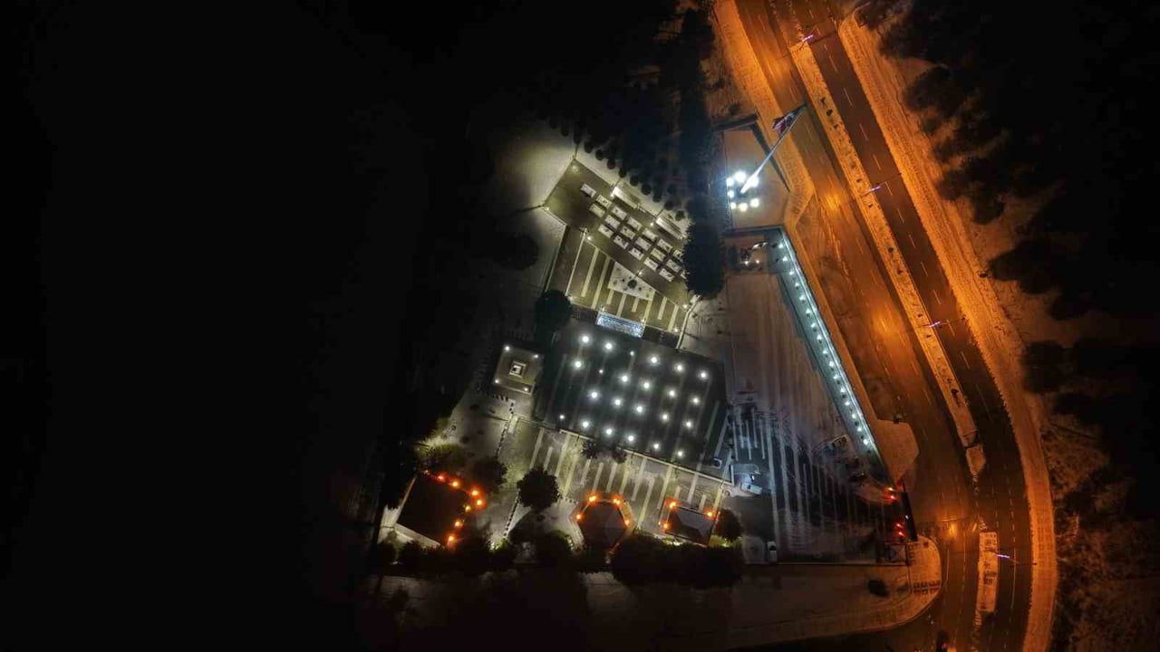 Çorum'da Şehitlikte Yılbaşı: Şehit Aileleri Dualarla Yeni Yıla Girdi