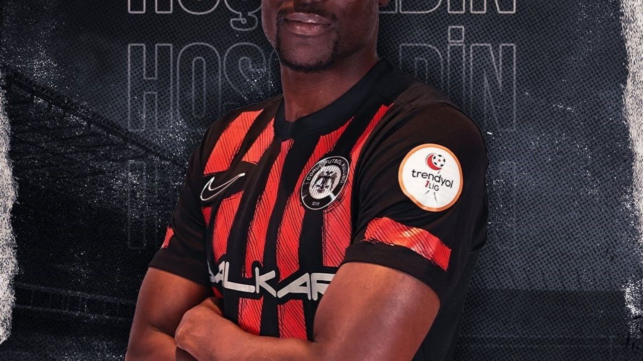 Çorum FK, Mame Thiam'ı 2,5 yıllığına transfer etti