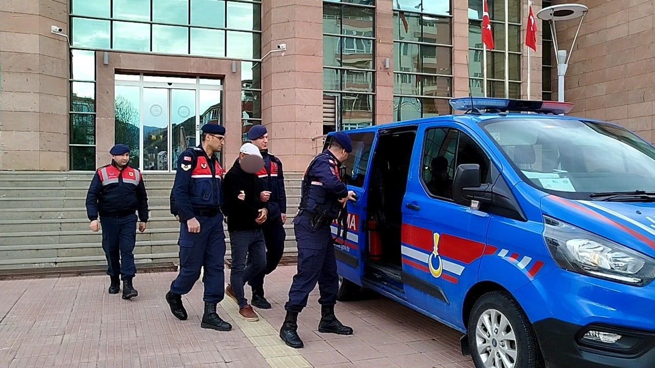 Çorum Osmancık'ta Jandarma Operasyonu: Çok Miktarda Uyuşturucu — 1 Tutuklama