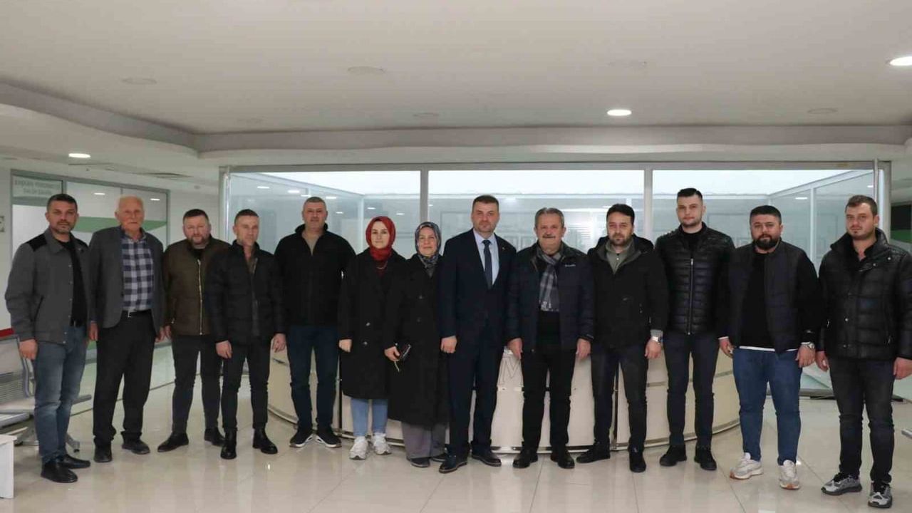 Cumayeri'de Esnaf Adayı Aydın Garip'ten Başkan Koloğlu'na Ziyaret