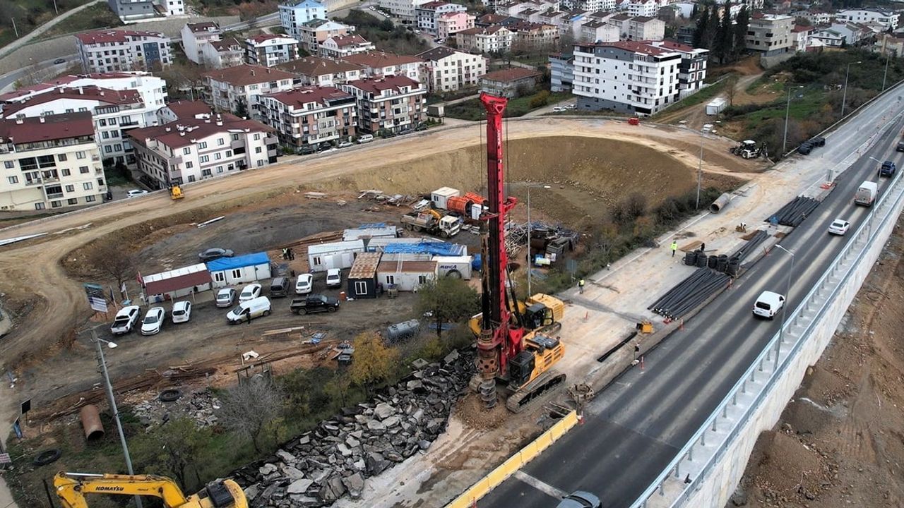 Darıca'da Köprülü Kavşak Projesinde Yeni Aşama: 78 Fore Kazık