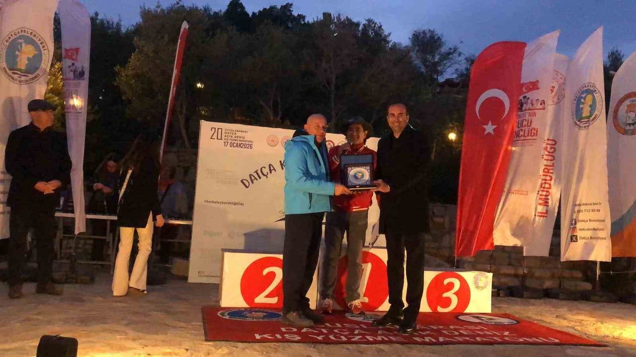 Datça 20. Uluslararası Açık Deniz Kış Yüzme Maratonu'nda Ödüller Sahiplerini Buldu