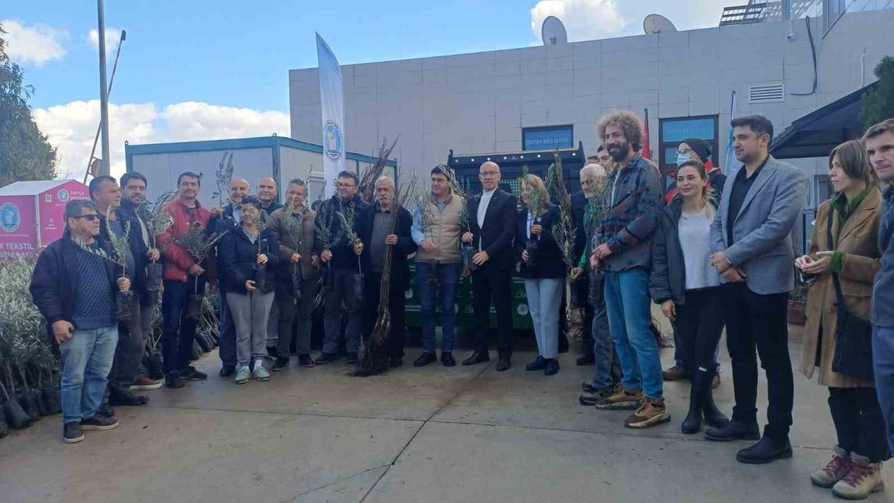 Datça'da 3 Bin Fidan Üreticilerle Buluştu: Muğla Büyükşehir'ten Destek