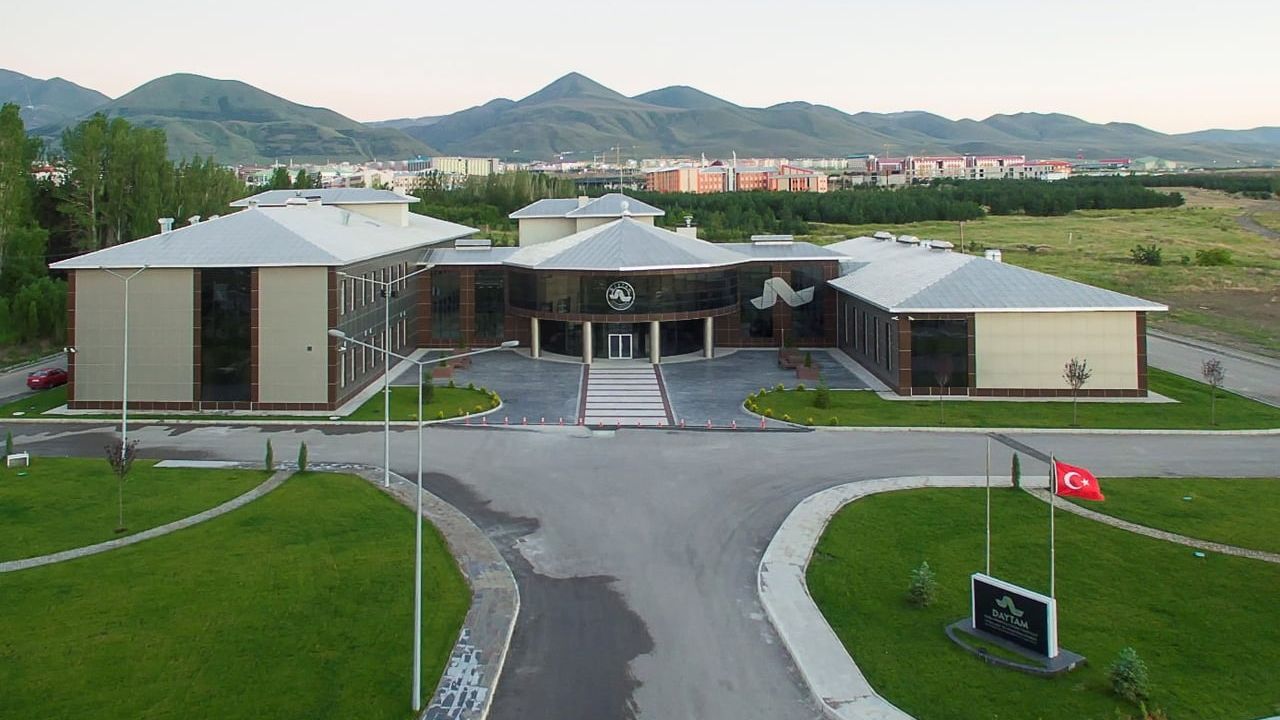 DAYTAM, Atatürk Üniversitesi'nde Yüksek Teknolojiyle Nitelikli Bilimsel Çalışma Hedefliyor