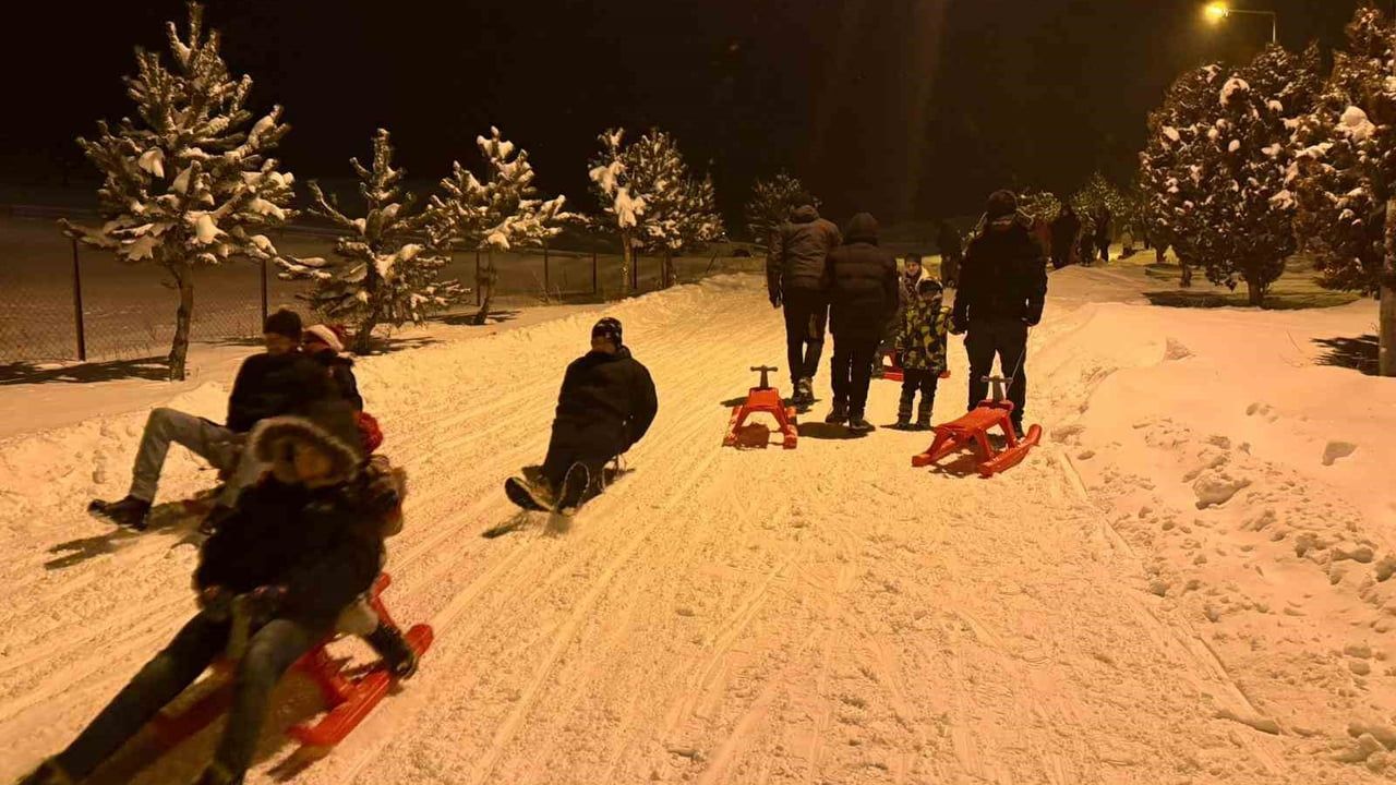 Demirözü Kızak Festivali: Eksi 20'de Halay ve Kızak Keyfi