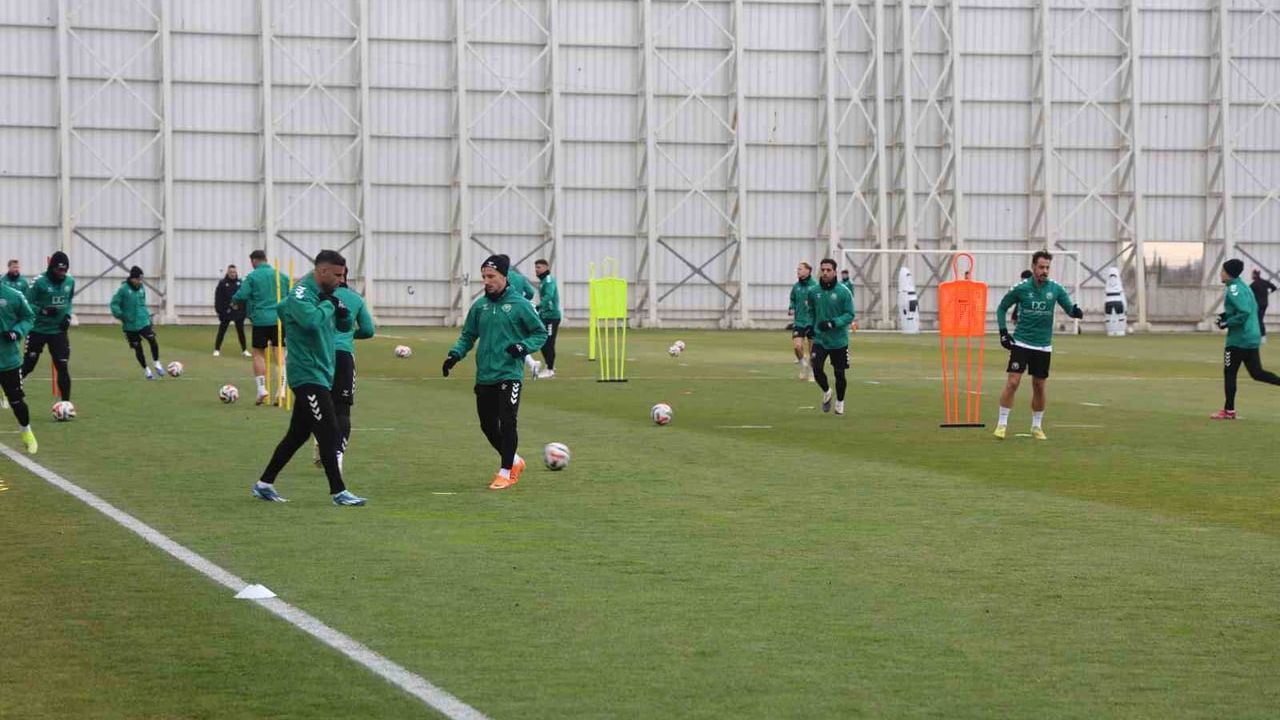 Deniz Türüç: Konyaspor'un Mevcut Durumu Bize Yakışmıyor