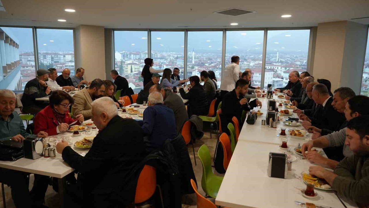 Denizli Tekden'den 10 Ocak Çalışan Gazeteciler Günü'nde Geleneksel Kahvaltı