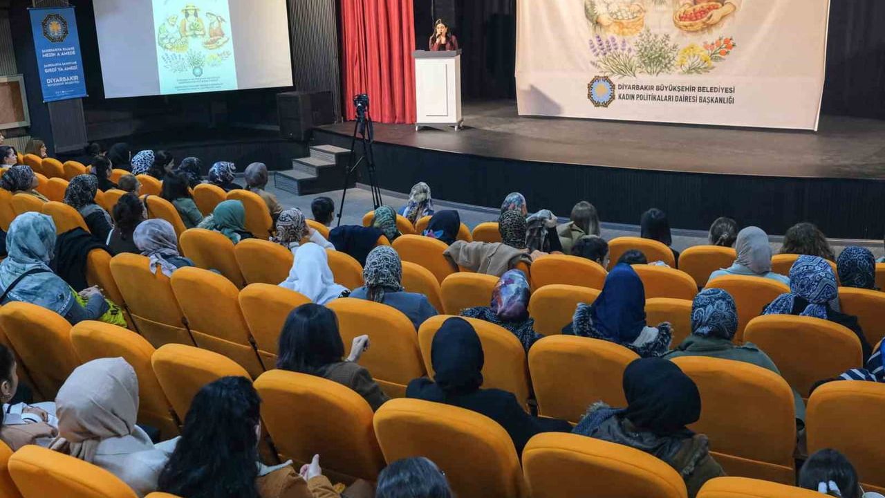 Diyarbakır'da 150 Kadına Tıbbi ve Aromatik Bitki Atölyesi Katılım Belgeleri
