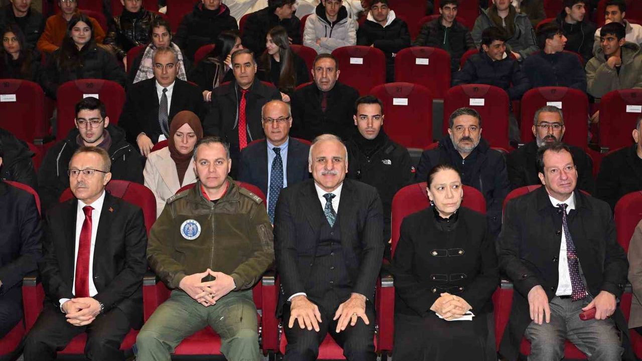 Diyarbakır’da 3 Ocak 2008 Terör Saldırısı Şehitleri Anıldı