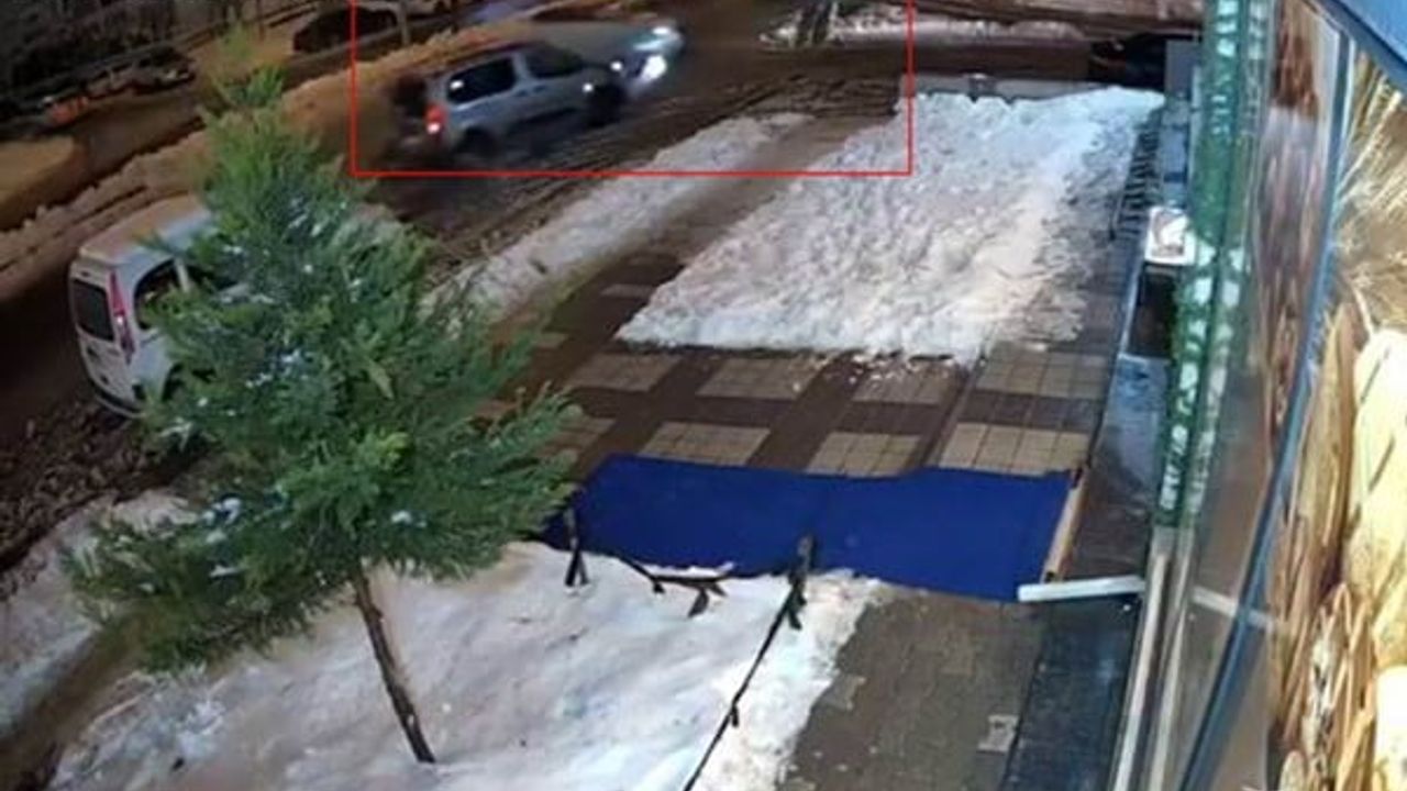 Diyarbakır'da 6 Araçlı Zincirleme Kaza: 3 Yaralı, Görüntüler Ortaya Çıktı