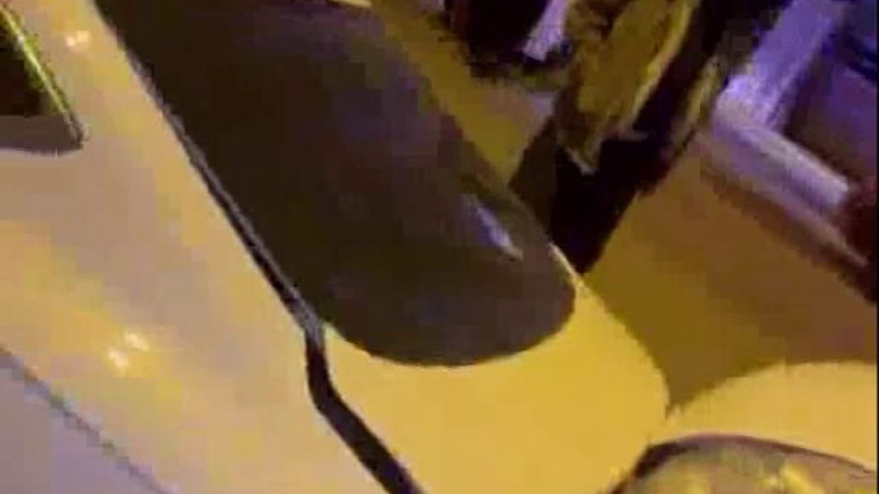 Diyarbakır'da Alkollü Sürücüler Paniğe Neden Oldu: Biri Polisten Kaçtı, Diğeri 8 Araca Çarptı