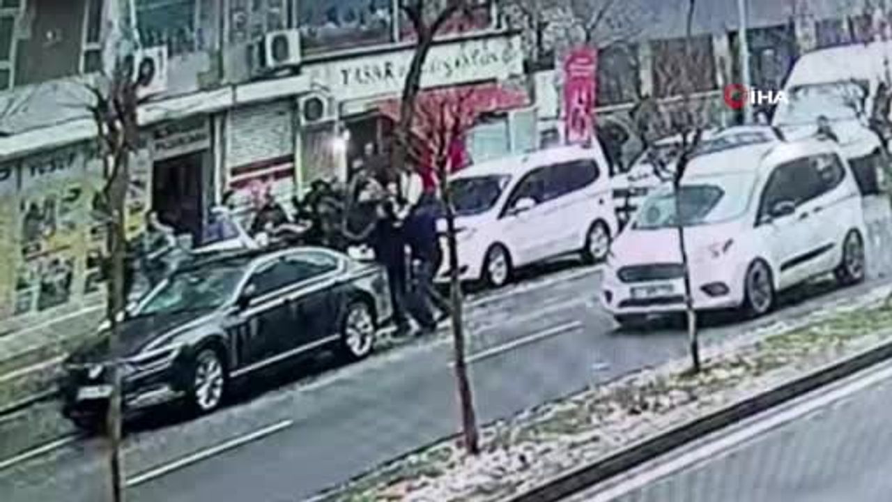 Diyarbakır'da düğünde aile kavgası sokağa taştı