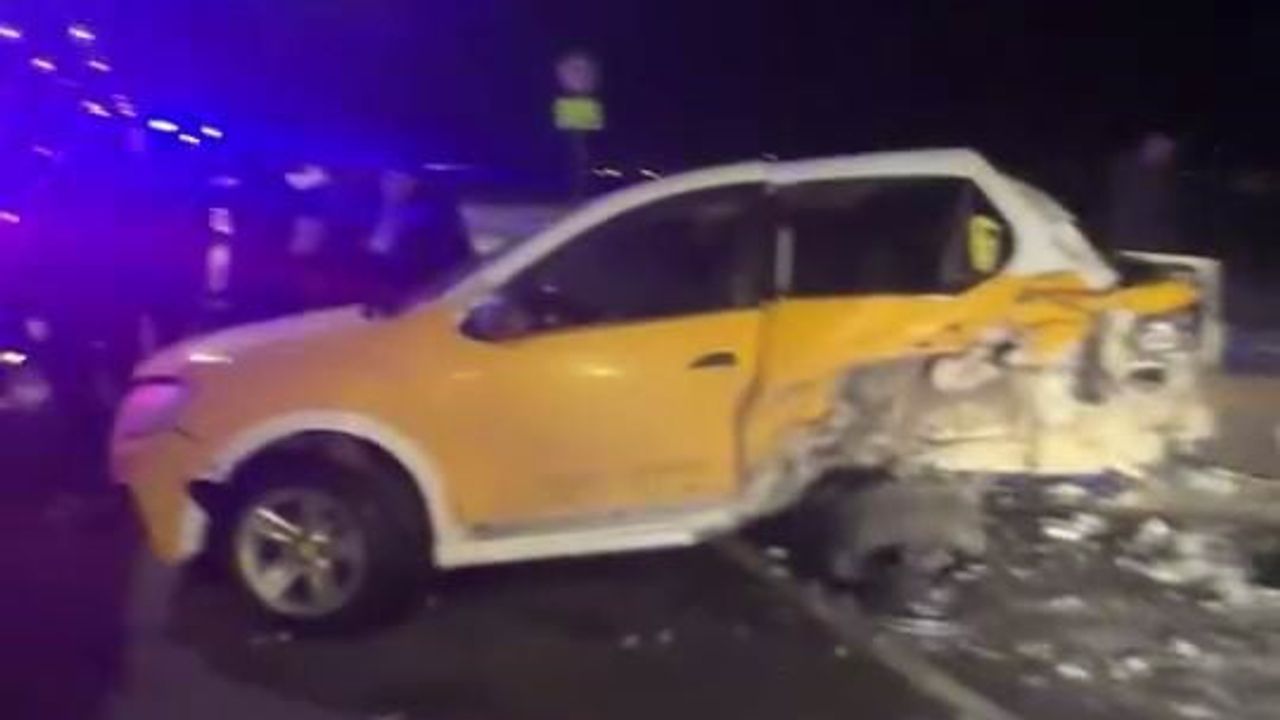 Diyarbakır'da Trafik Kazası: 2 Yaralı