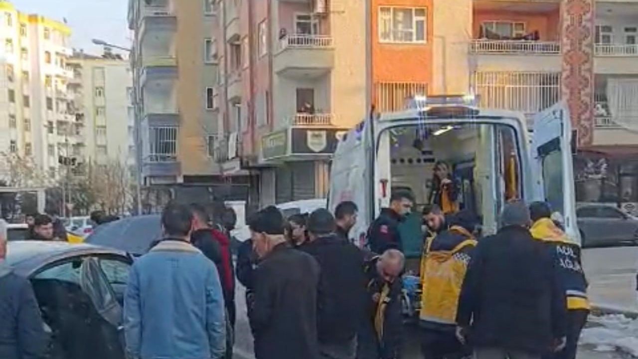 Diyarbakır'da Trafik Kazası: Kayapınar'da 2 Yaralı