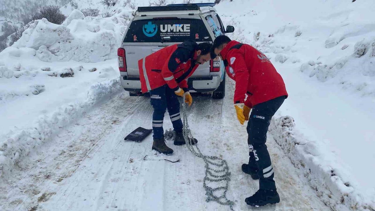 Diyarbakır'da UMKE ve 112'den Kışta Sağlık Seferberliği