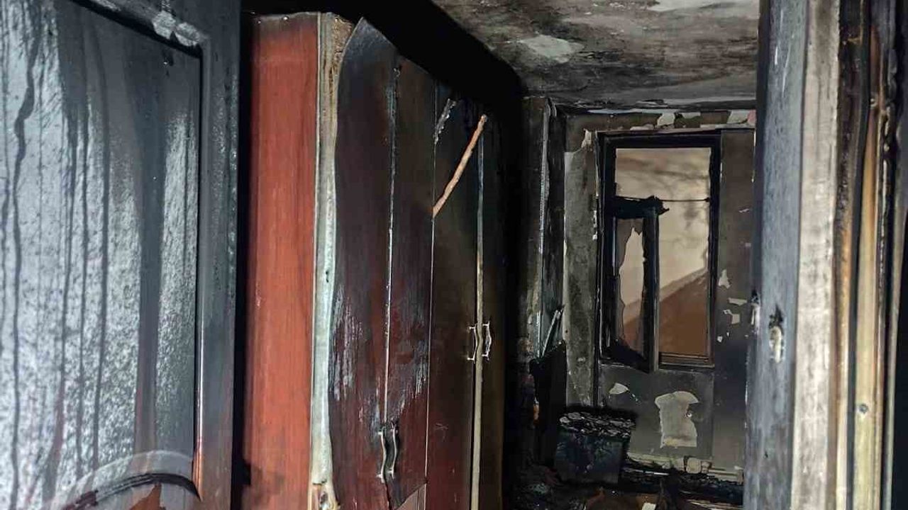 Diyarbakır Sur'da Otelde Yangın: 10 Kişi Dumandan Etkilendi