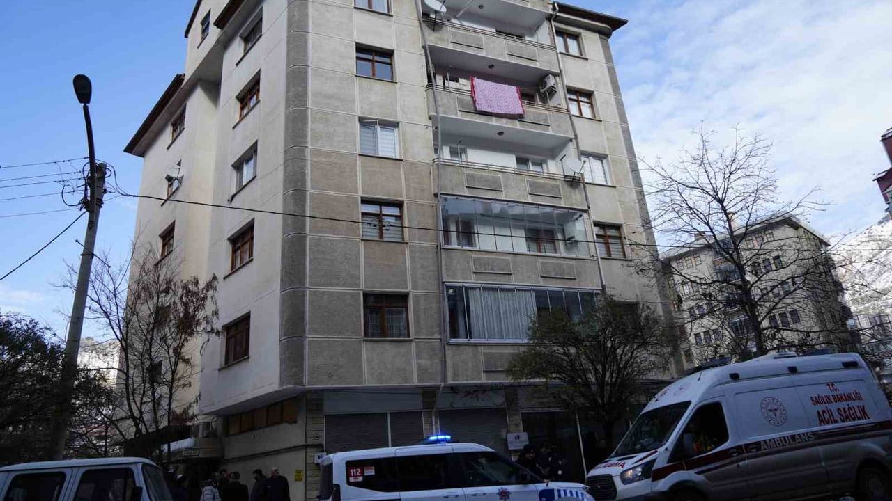 Doç. Dr. Bayram Çağlar’ın Şüpheli Ölümü: Otopsi Bekleniyor