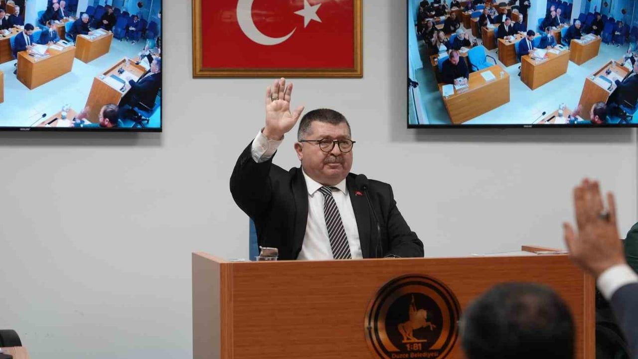 Düzce Belediye Meclisi 37 Gündem Maddesini Karara Bağladı