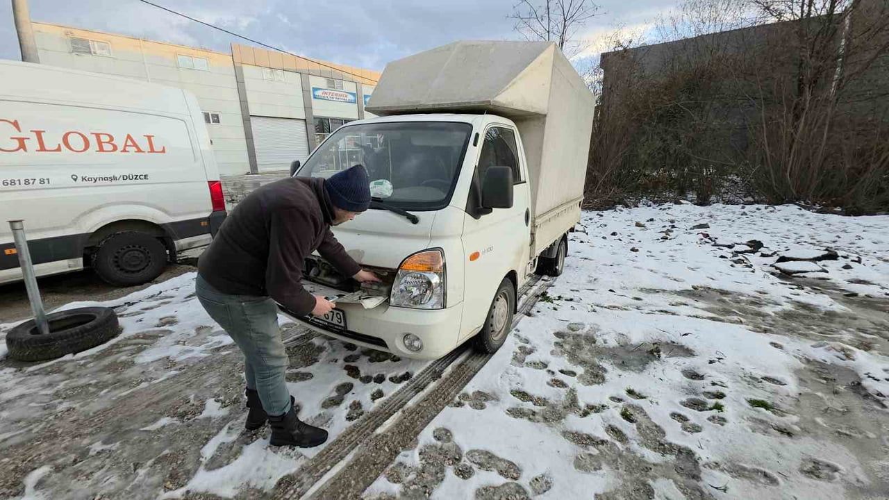 Düzce'de Eksi 10 Derecede Sanayi Mesaisi: Antifriz Eksikliği Araçları Durdurdu