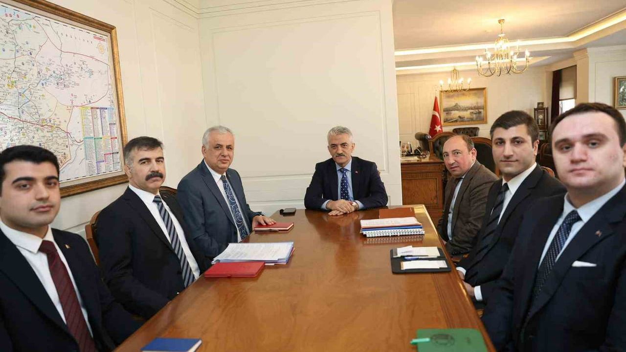 Düzce'de Haftalık Değerlendirme Toplantıları Başladı — Vali Mehmet Makas