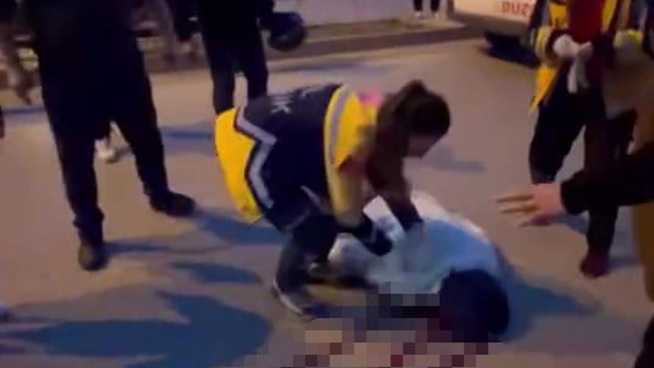 Düzce'de Taksiye Arkadan Çarpan Motosikletli Ağır Yaralandı