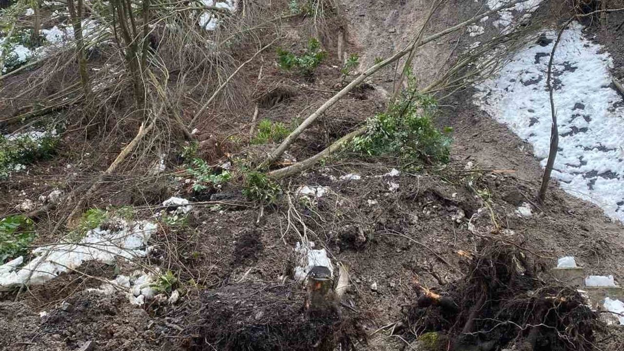 Düzce Fındıklıaksu'da 3 Gün Arayla Tekrar Eden Heyelan