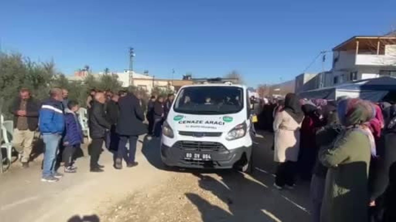 Düziçi'nde Kaza: Hacı Mehmet ve Handenur Sünbül Toprağa Verildi