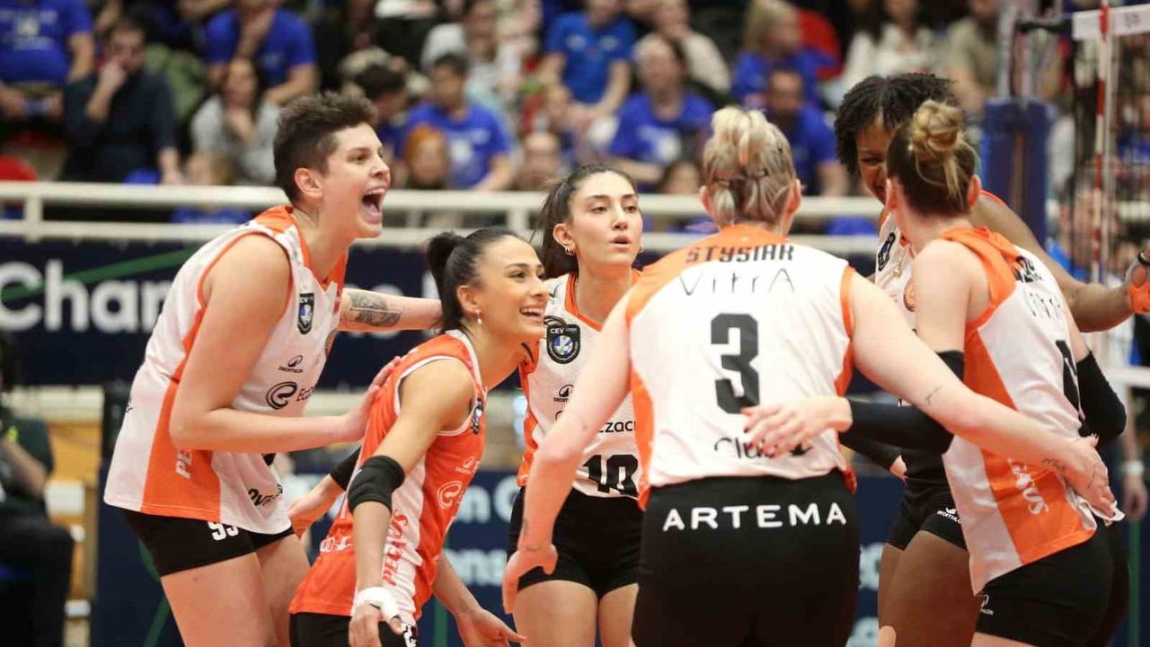 Eczacıbaşı Dynavit, Zeleznicar Lajkovac'ı 3-0 Yendi