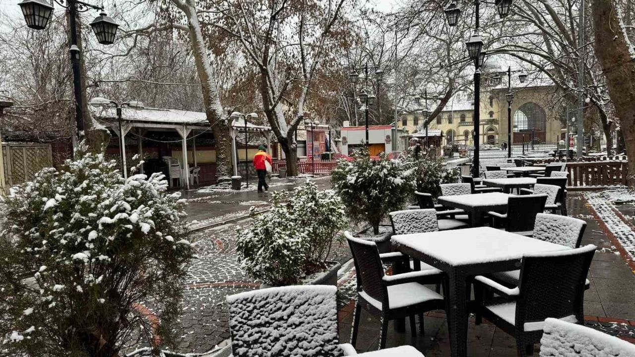 Edirne'de Kar Selimiye ve Karaağaç'ı Kartpostala Çevirdi