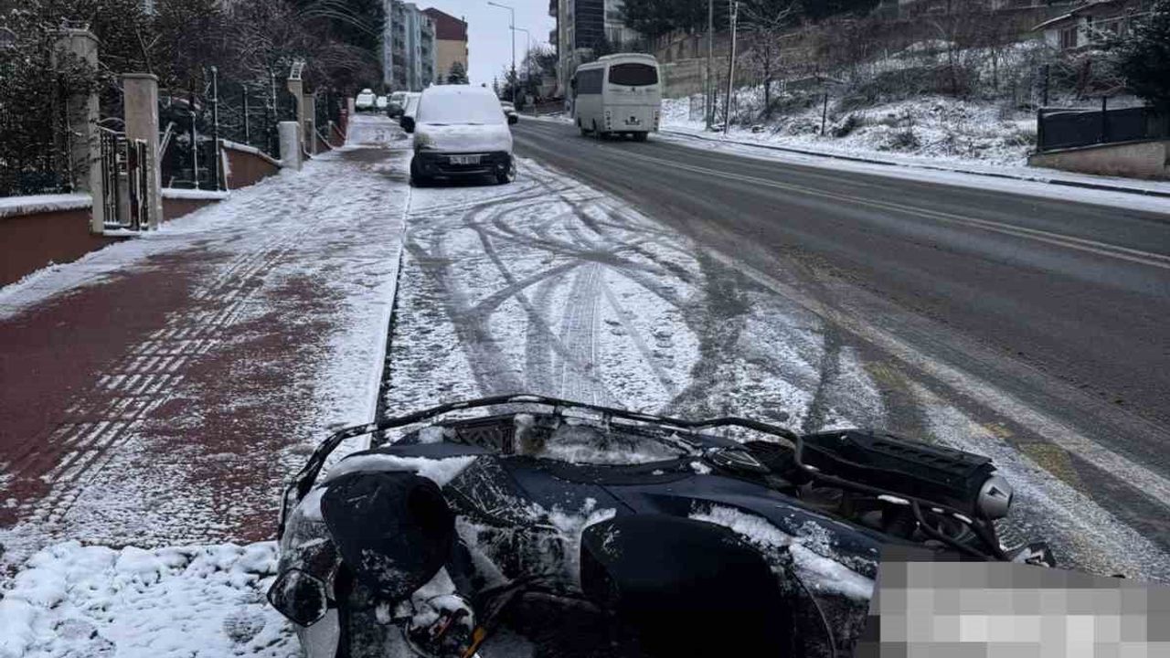 Edirne'de Kar ve Buzlanma 9 Araçlık Zincirleme Kazaya Yol Açtı