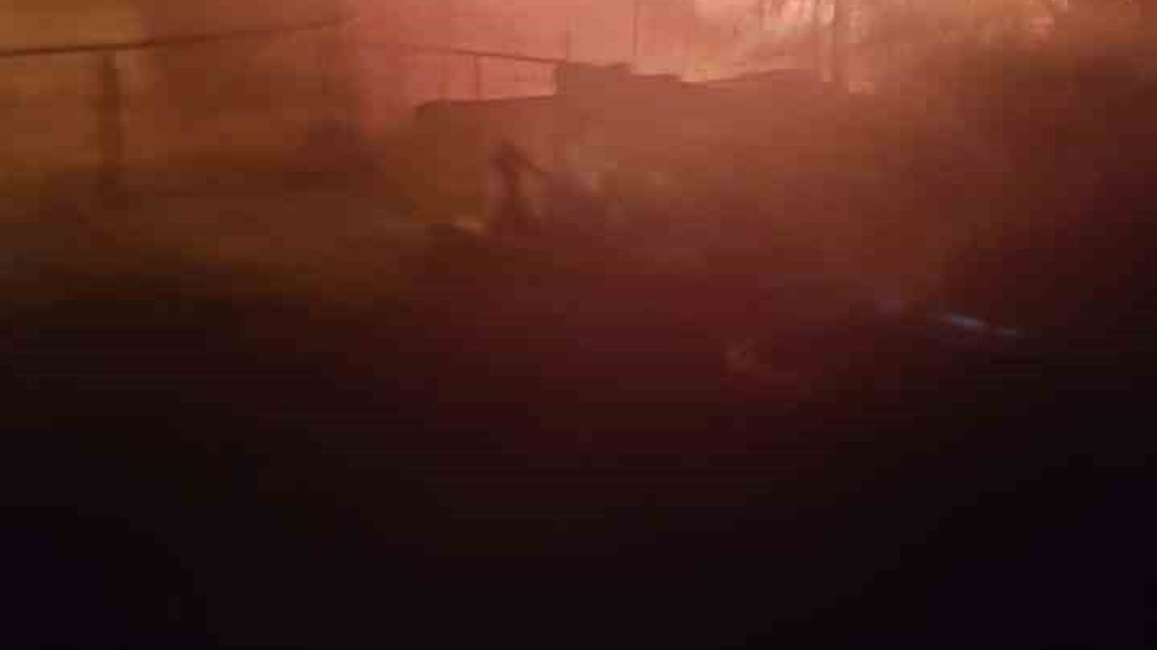 Edirne Naipyusuf’ta Ev Yangını: Bahçe Hortumuyla İlk Müdahale, 1 Yaralı