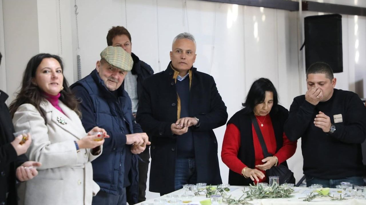 Edremit Meci Şenliği'nde Zeytinyağı Tadım Atölyesi Yoğun İlgi