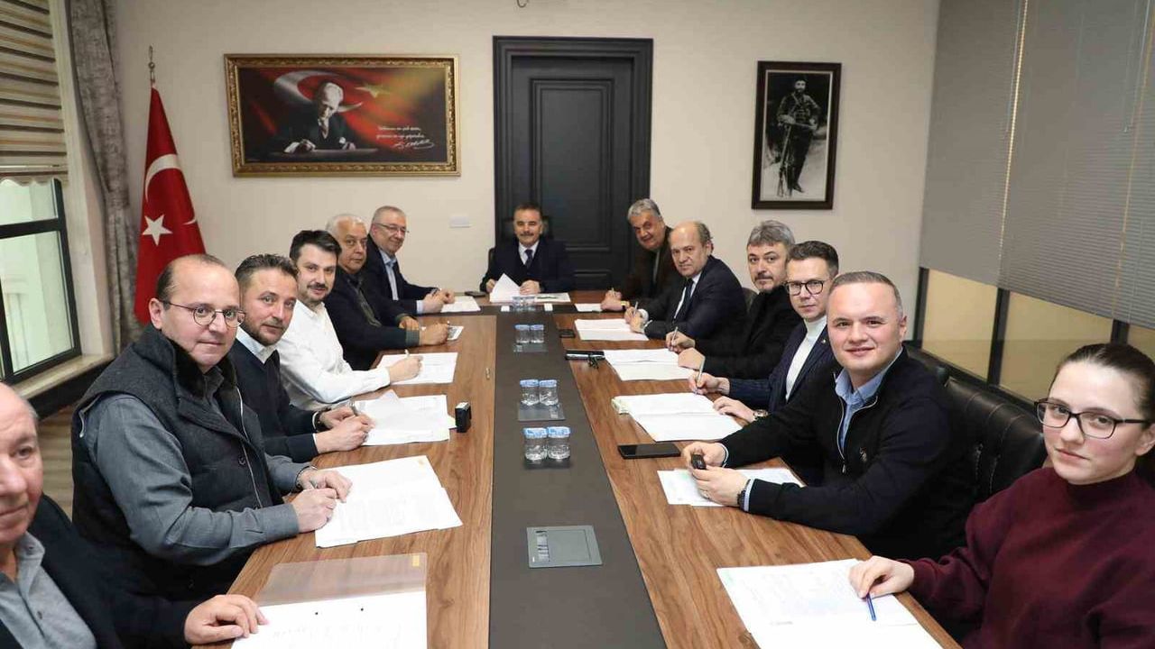 Edremit Tarıma Dayalı İhtisas OTB'ye Yatırım Rüzgarı: 7 Büyük Firma Parsel Tahsislerini İmzaladı