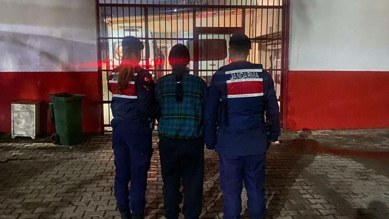 Efeler'de 15 Yıl Hapis Cezasıyla Aranan S.S. Yakalandı