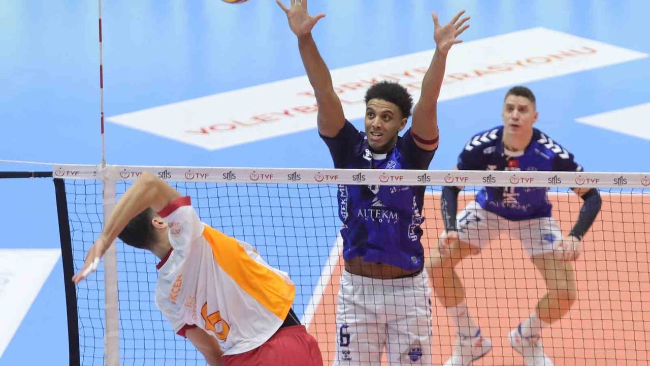 Efeler Ligi 14: Galatasaray HDI Sigorta, Altekma'yı 3-1 Yendi