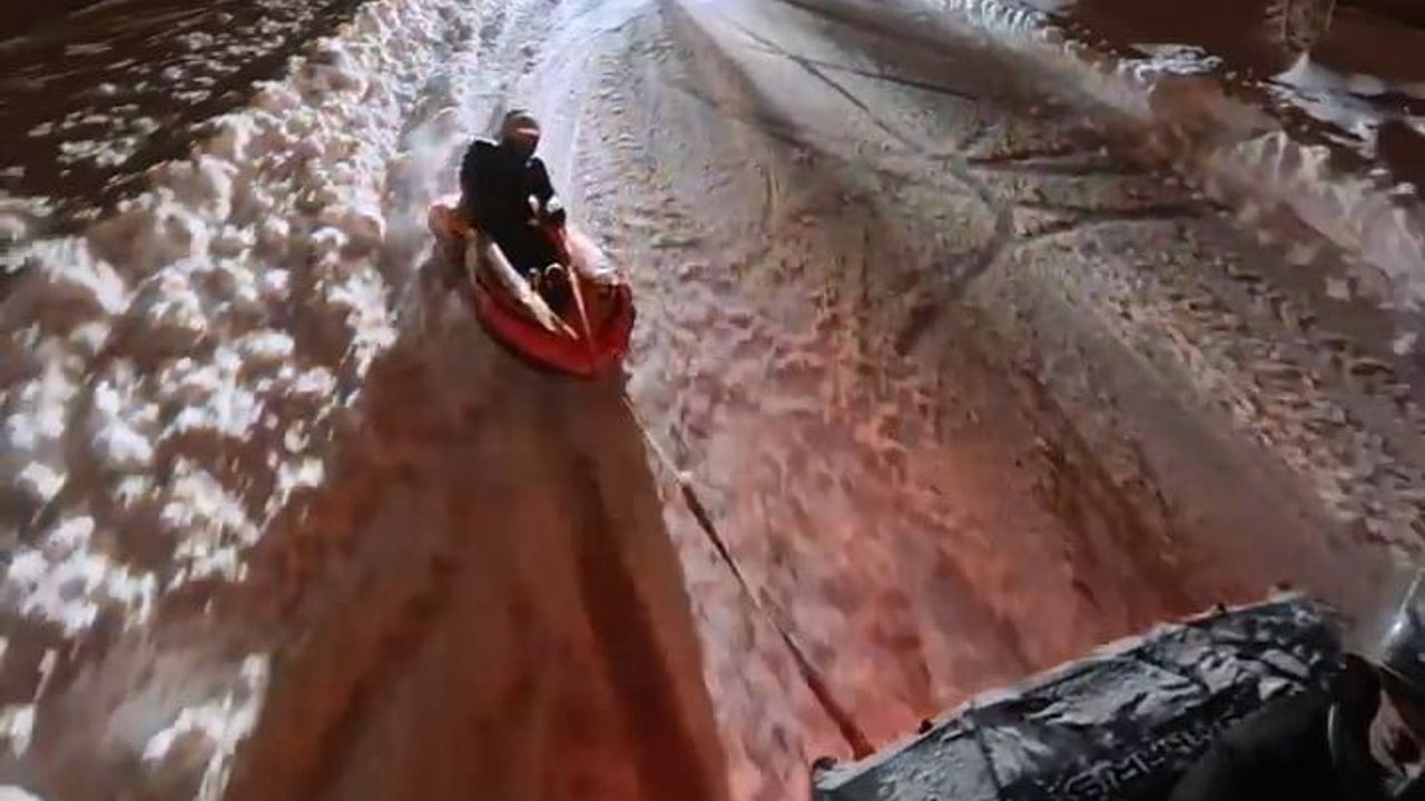 Elazığ'da ATV ile Şişme Botla Kayma: Harput'ta Kasklı Kişi Düştü