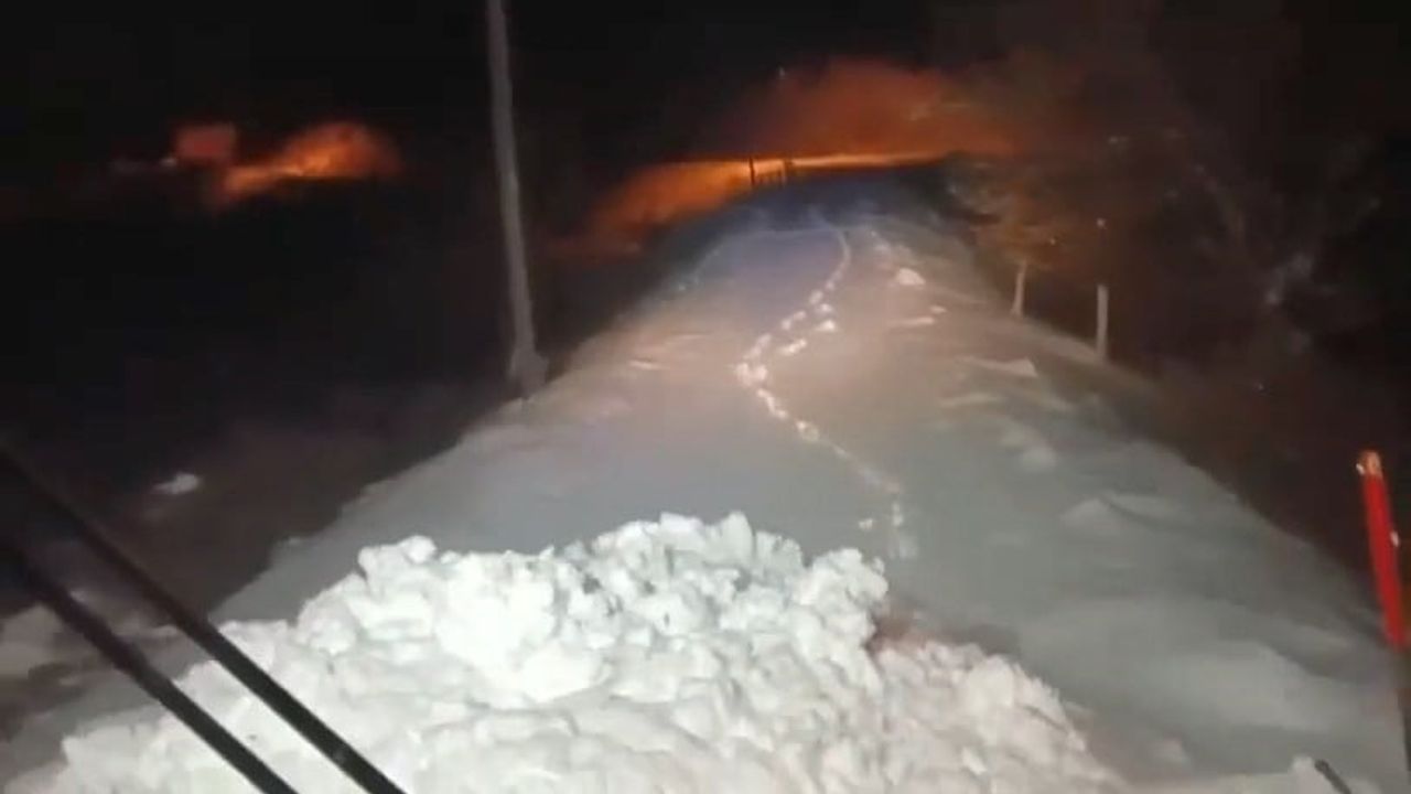 Elazığ'da Karla Mücadele: 67 Köy Yolunun Açılması Sürüyor