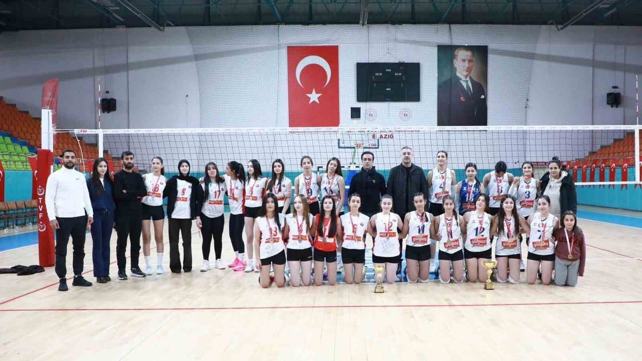 Elazığ Yerel Lig Yıldız Kadınlar Voleybol İl Birinciliği: Şampiyon Elazığ Belediye Spor Kulübü