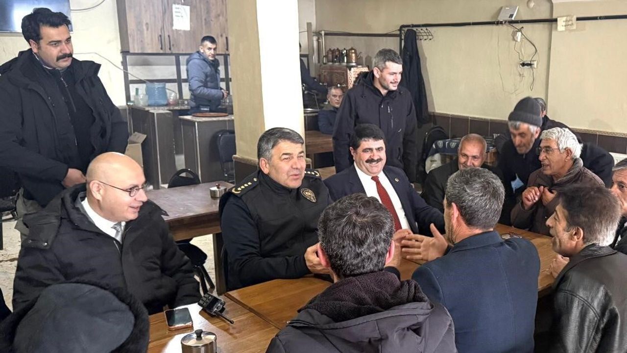 Emniyet Müdürü Karaburun Köprüköy'de Huzur Toplantısı Düzenledi