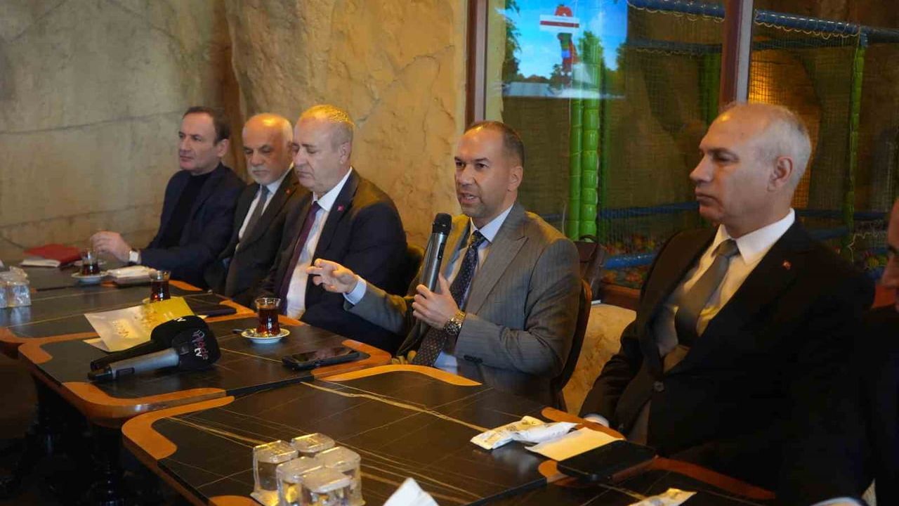 Emrah Özdemir: Gazeteciler 10 Ocak'ta Bile Görevde