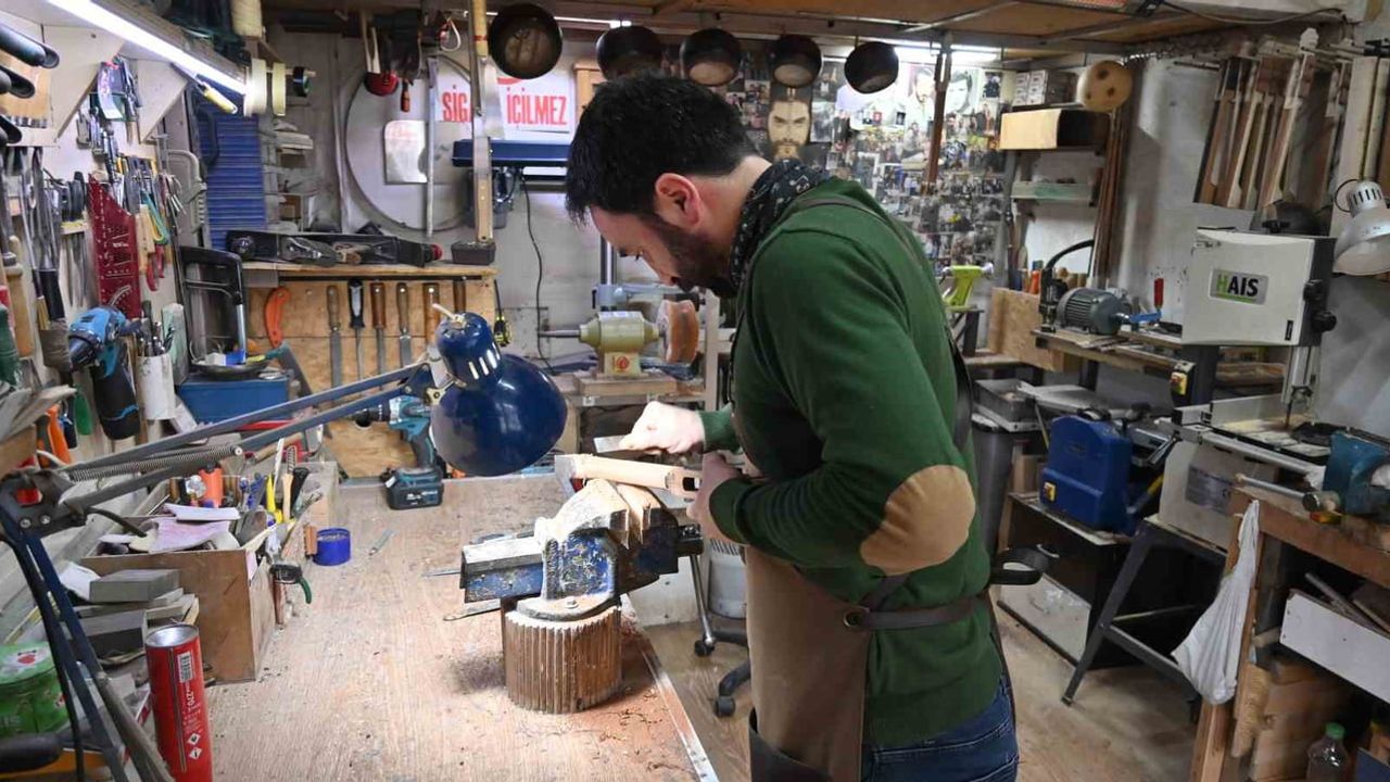 Emre Gündüz Kabak Kemaneyi Cumhurbaşkanlığı Korosuna Taşıdı