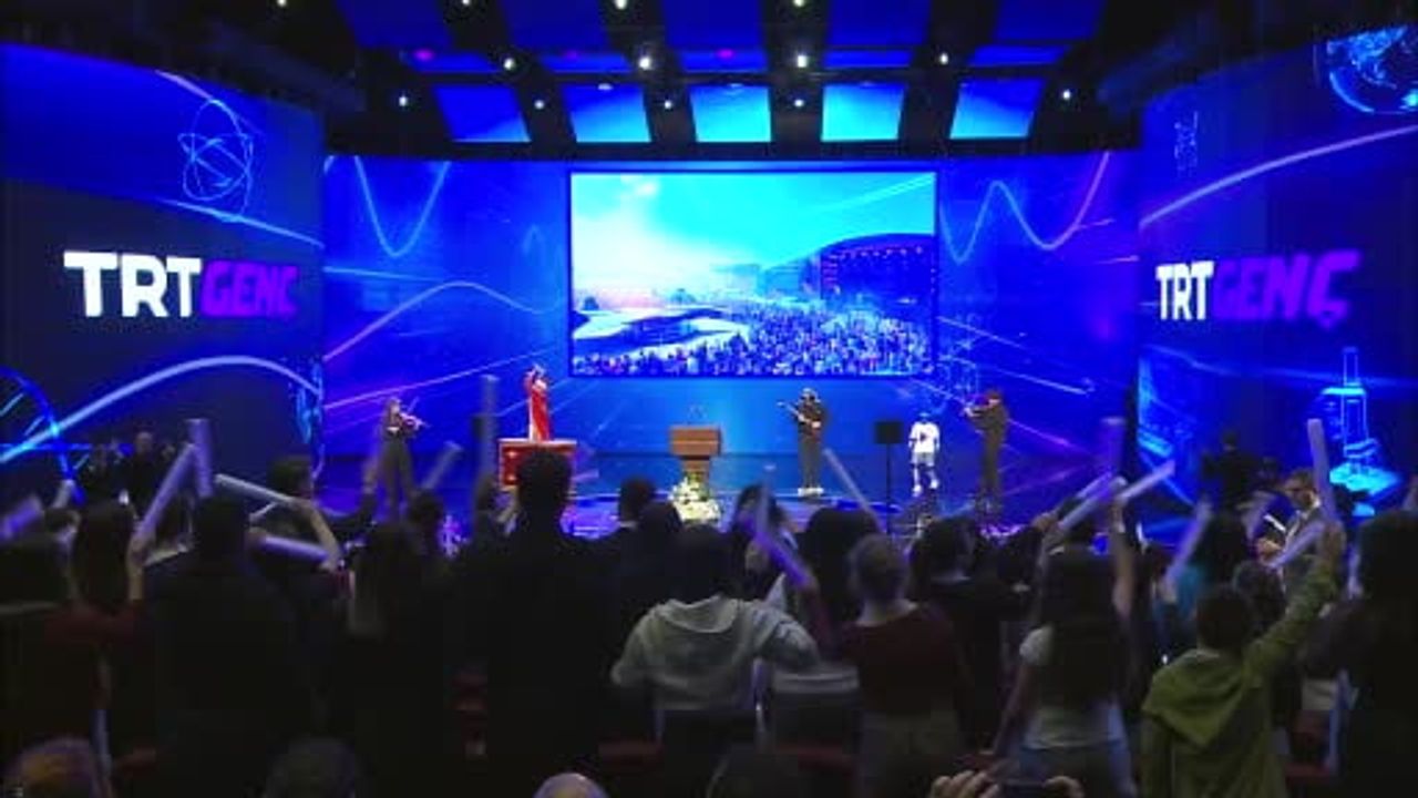 Erdoğan'dan Sert Eleştiri: Her İyi İşi Taşlamaktan Keyif Alan Kesim Var