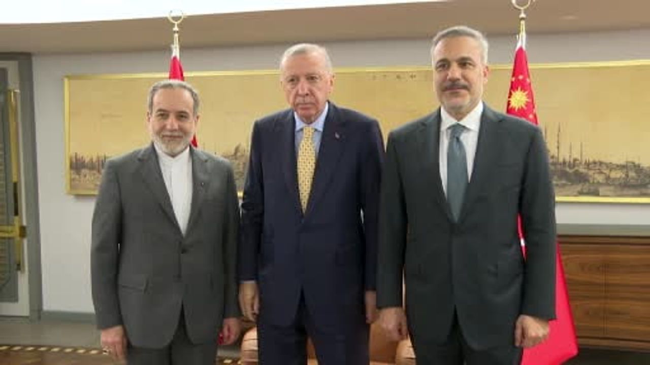 Erdoğan, İran Dışişleri Bakanı Abbas Arakçi'yi İstanbul'da Kabul Etti