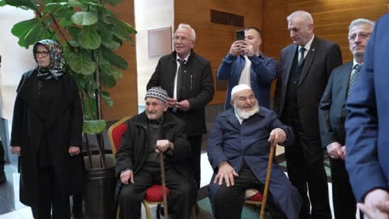 Erdoğan MYK Toplantısı Öncesi Vatandaşlarla Buluştu